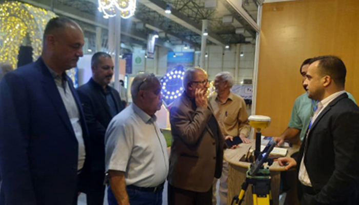 غرفه سندیکای شناسایی و مکان یابی و تجهیزات نقشه برداری در سومین نمایشگاه شهر  پایدار (کیش)